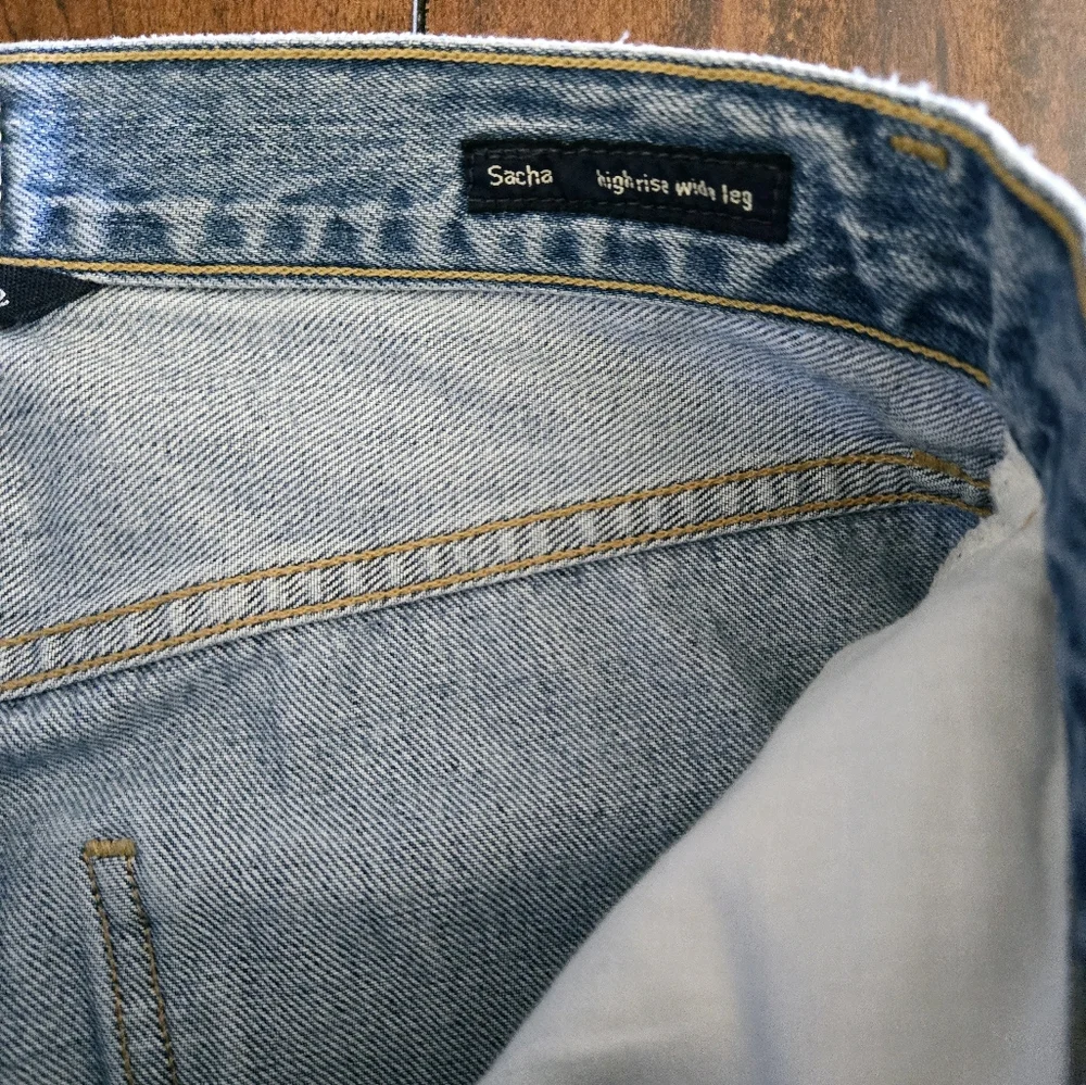 Citizens Of Humanity Sacha High Rise Wide Leg Button Fly Jean in Promise Size 26 - Picture 13 of 16